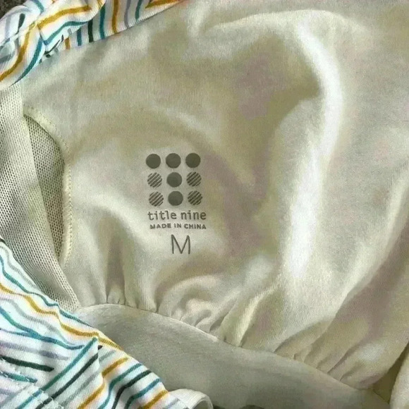 EUC Title Nine Womens Yes Dress Size M Blue Gold Abstract Built In Bra Athletic - Picture 8 of 13